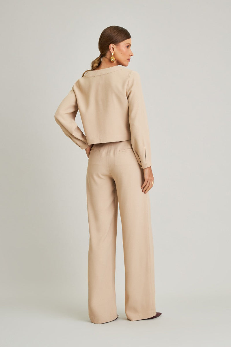 Blusa de Alfaiataria Manga Longa Luciana Bege