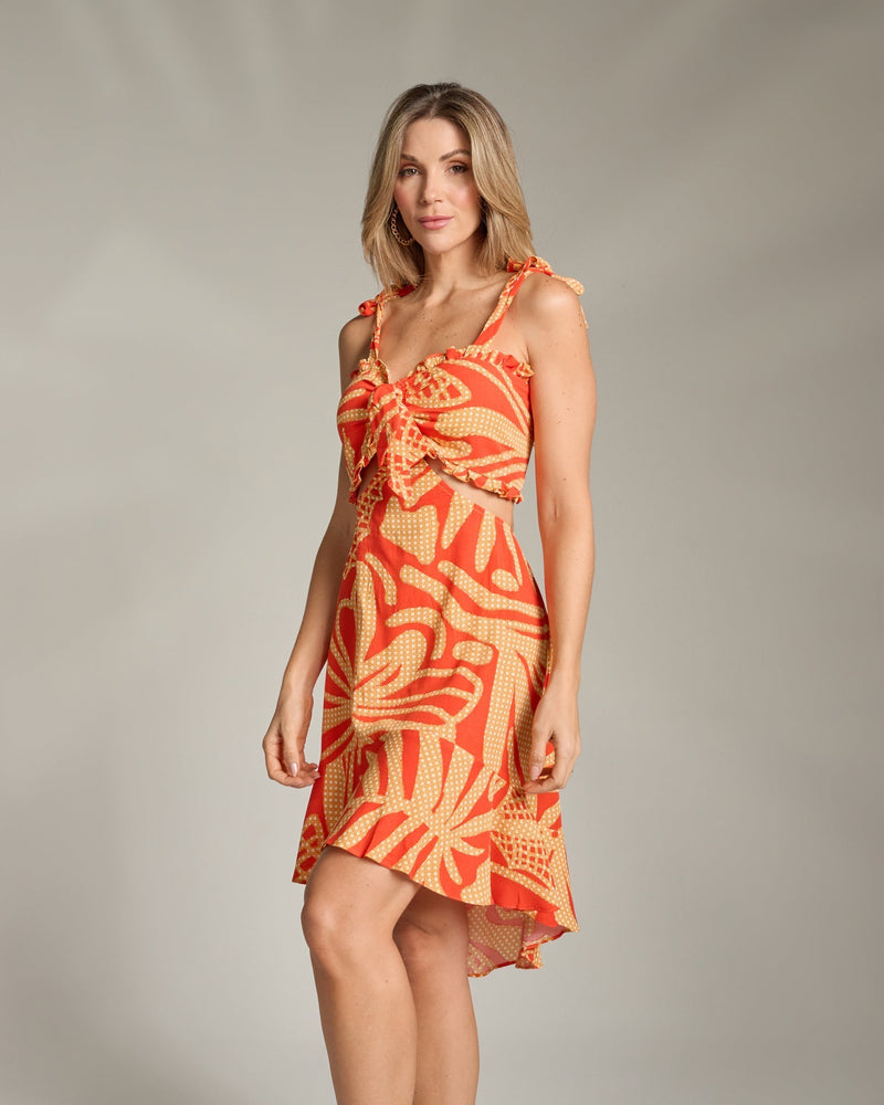 Vestido curto babadinho decote amarração