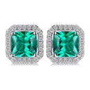 Brinco de Esmeralda Cravejado em Zircônias