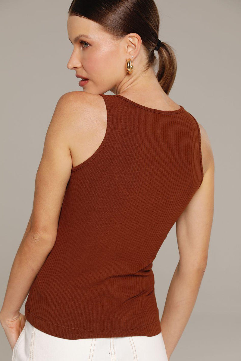 Blusa Canelada Marrom Eugenia